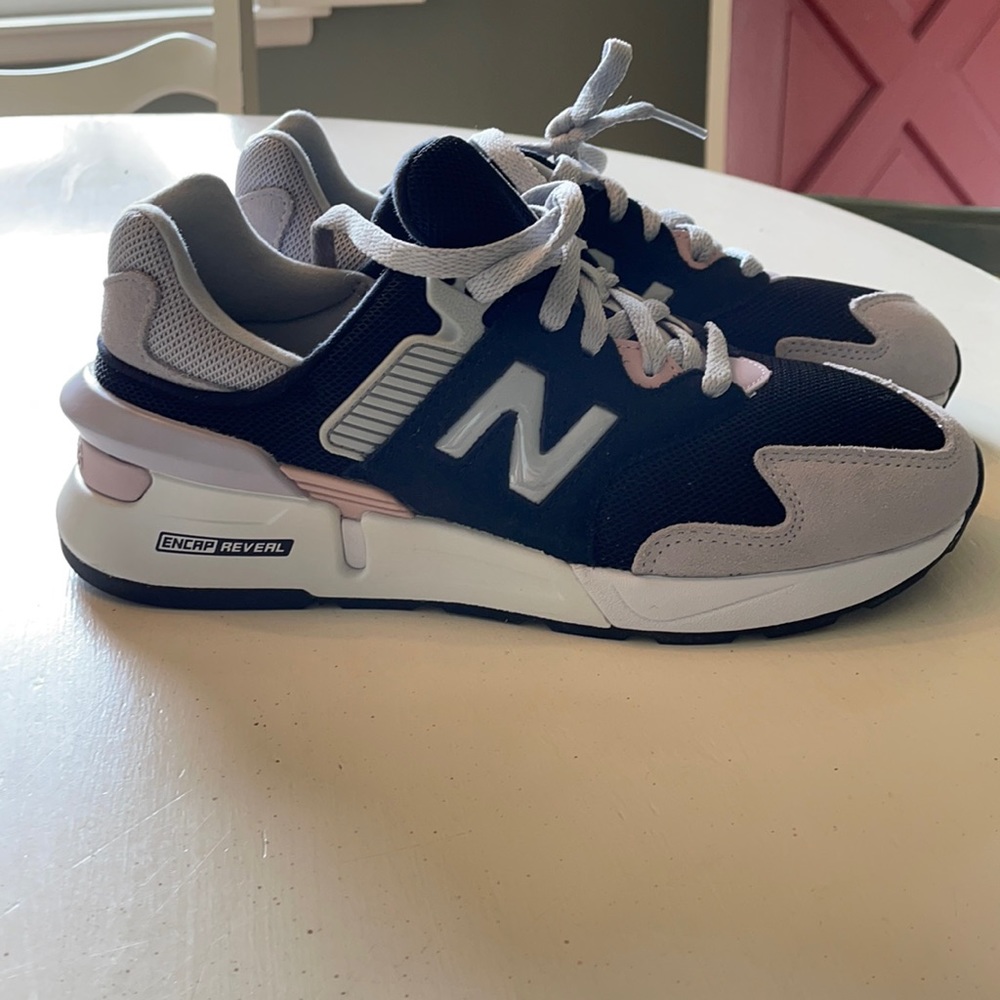 New Balance women’s shoes
